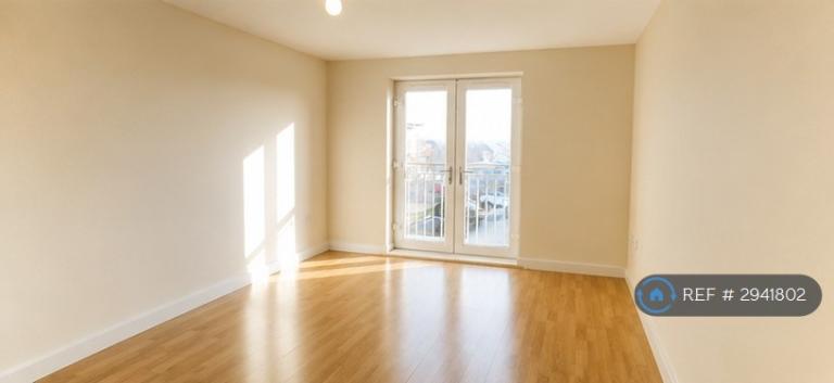 Flat Peterfield Road in Peterborough