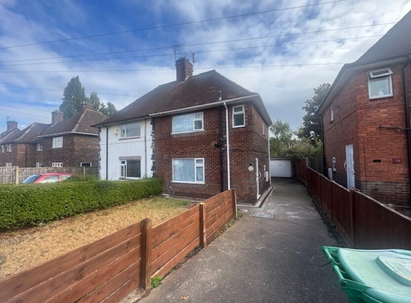 House Longmead Drive in Nottingham