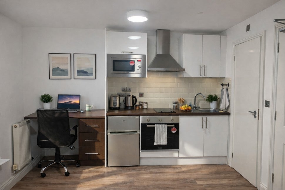 Flat Watkin Road in Leicester