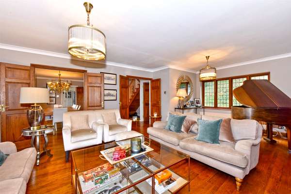 House Spinney Path in Marlow