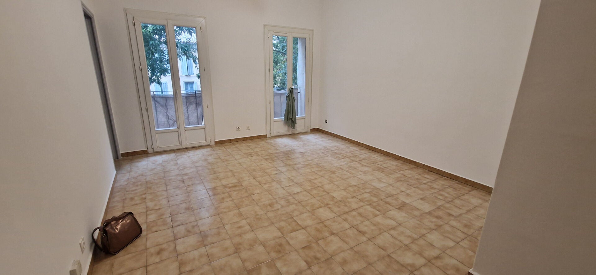 Appartement Cours Esquiros à Trets
