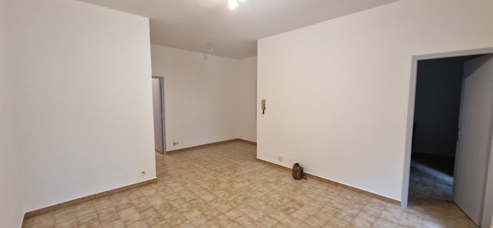 Appartement Cours Esquiros à Trets