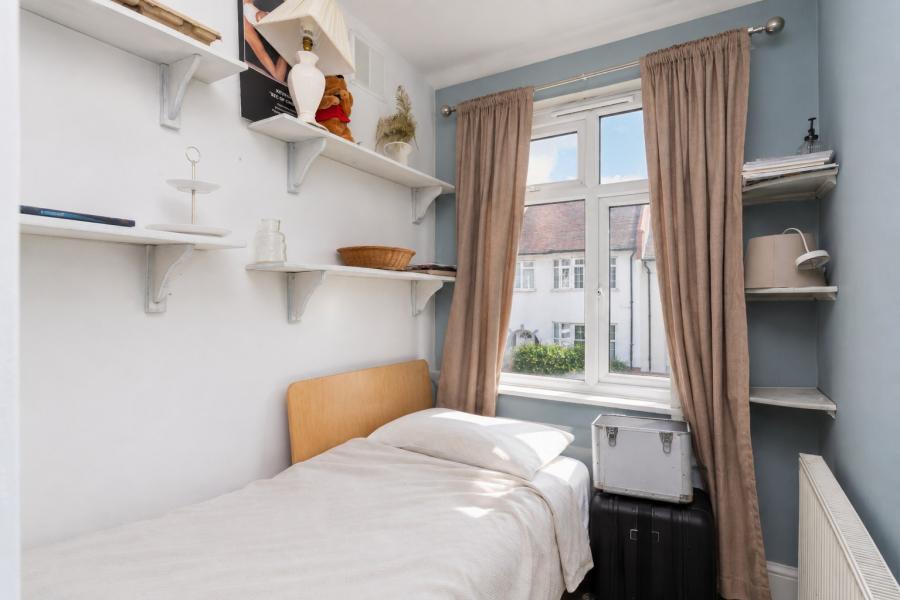 House Tulsemere Road in Greater London