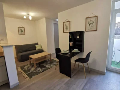 Flat Rue Faventines in Valence
