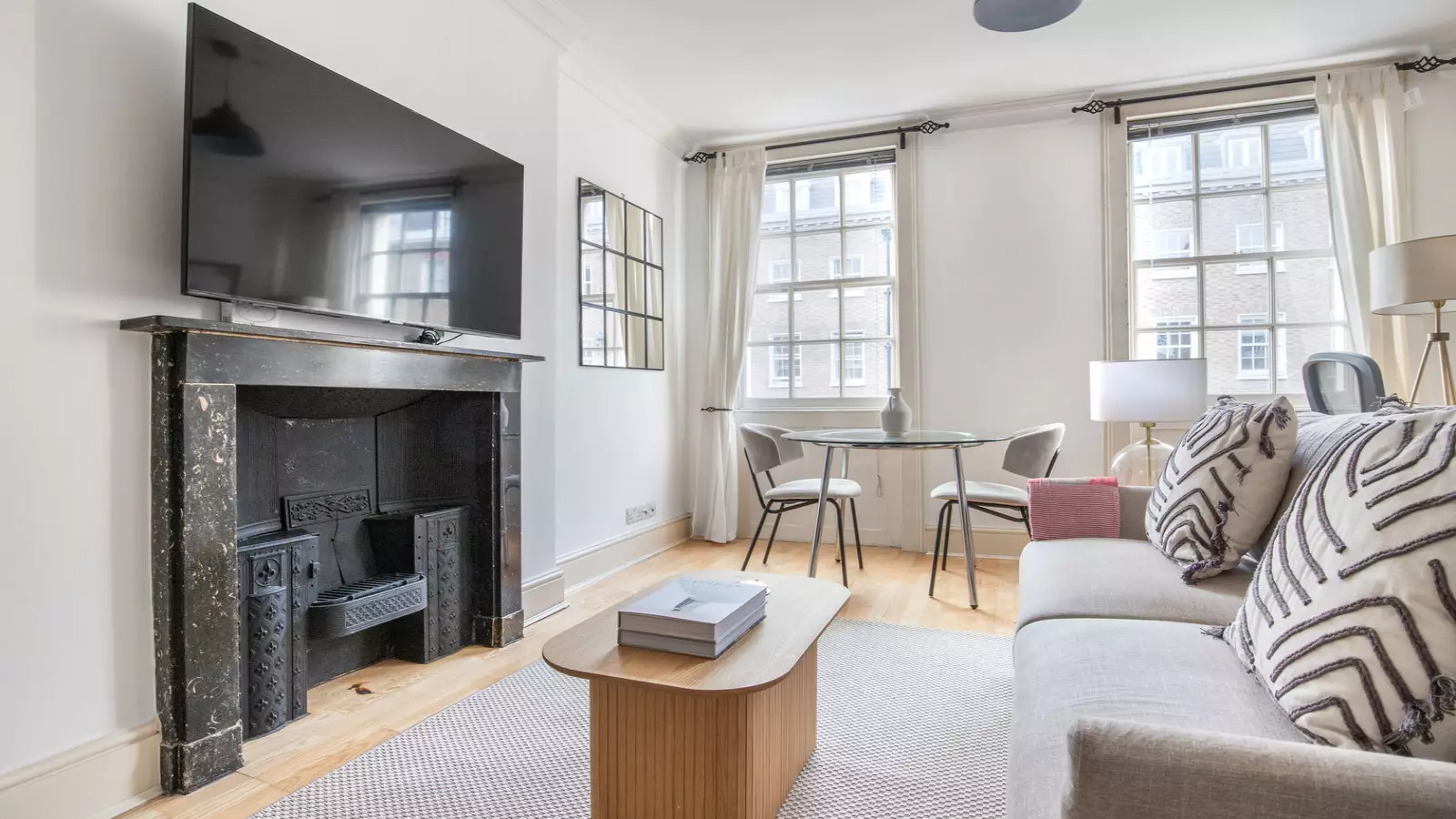 Flat Bickenhall Street in City of Westminster