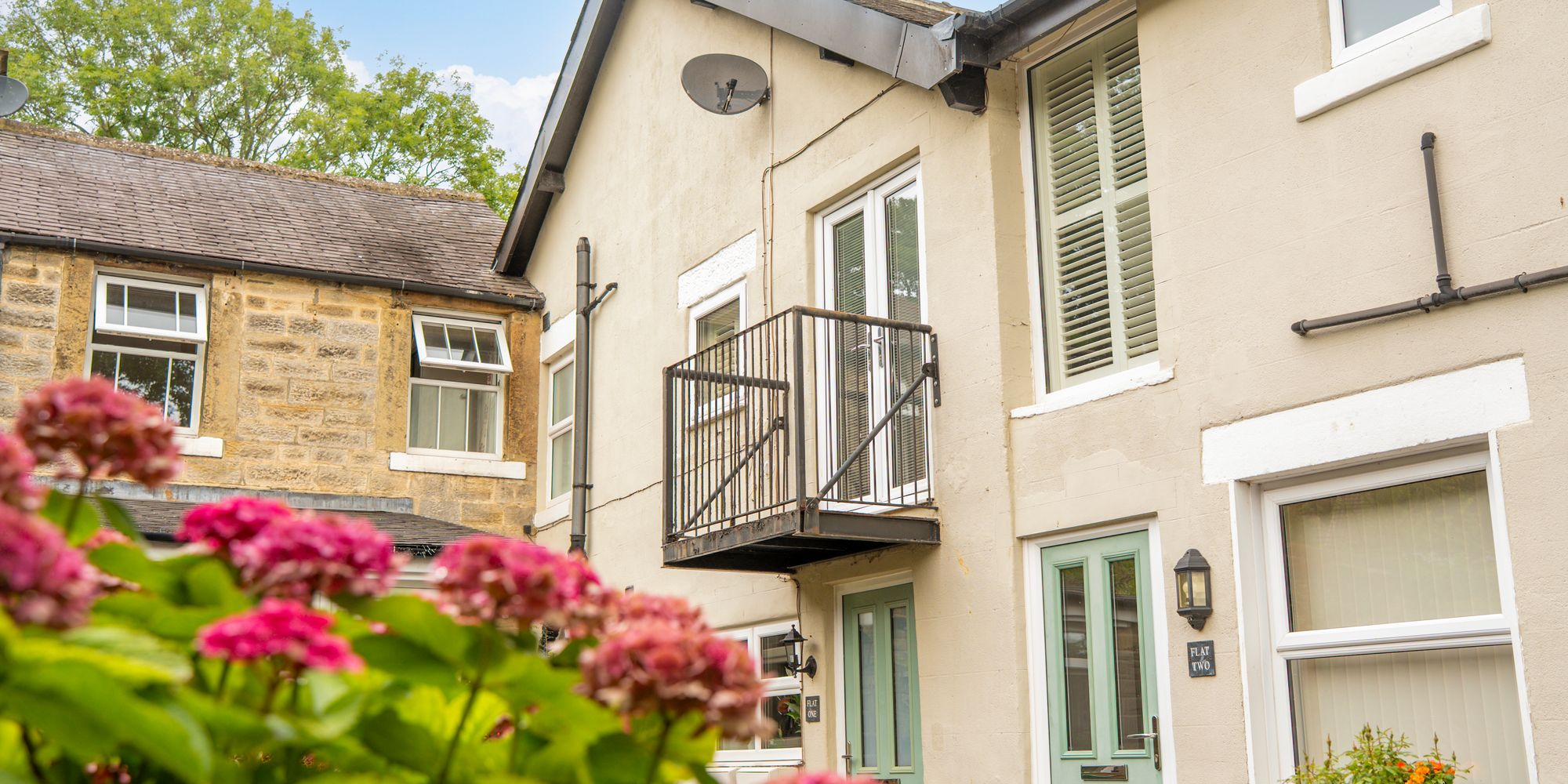 House Coster Avenue in London