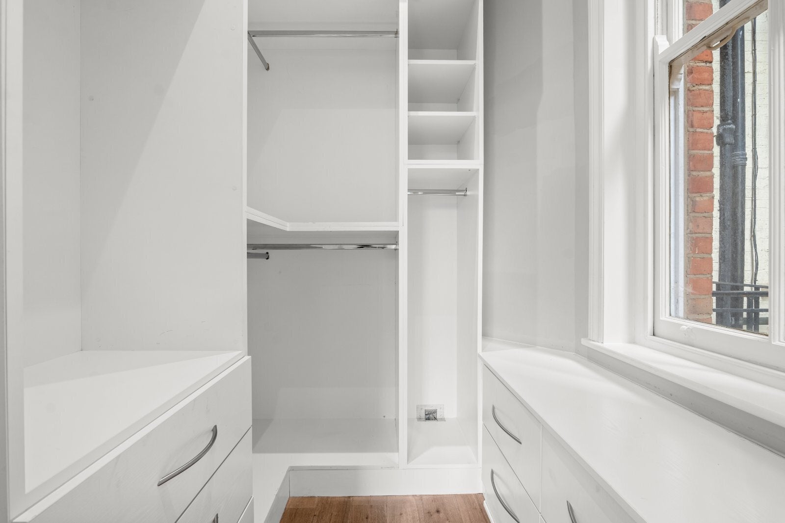 Flat Elgin Avenue in City of Westminster