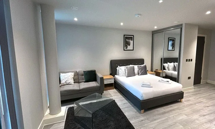 Room Wokingham Road in Bracknell
