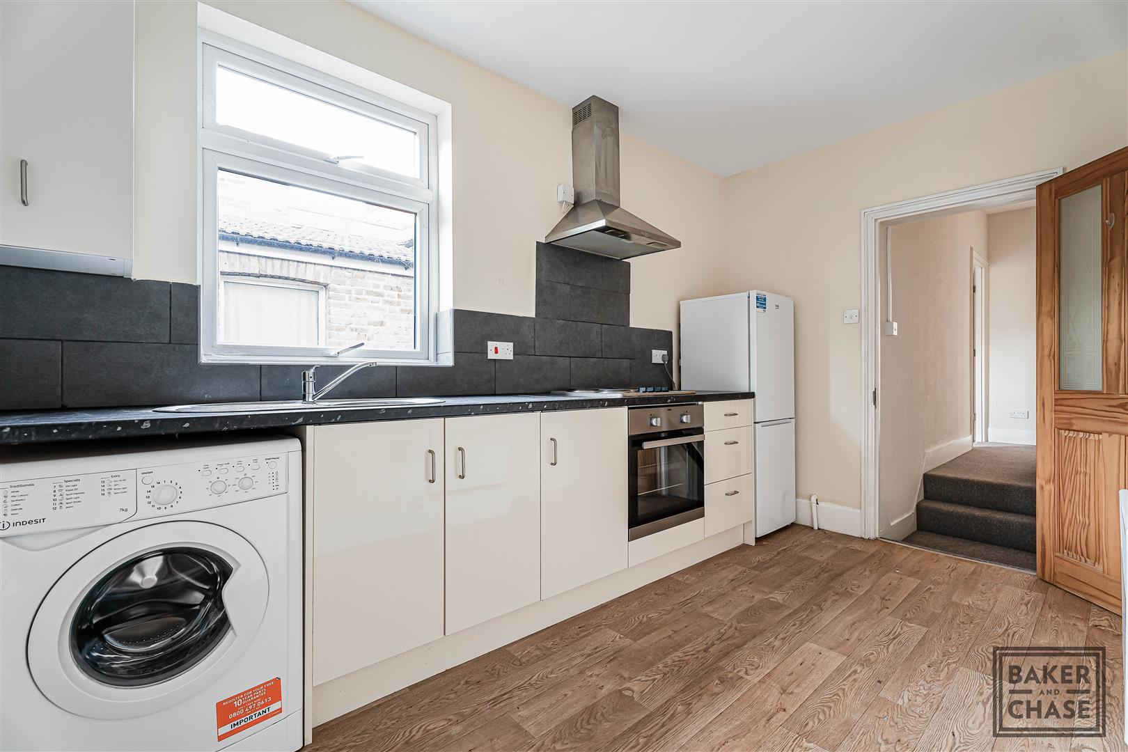 Flat Sutherland Road in Greater London