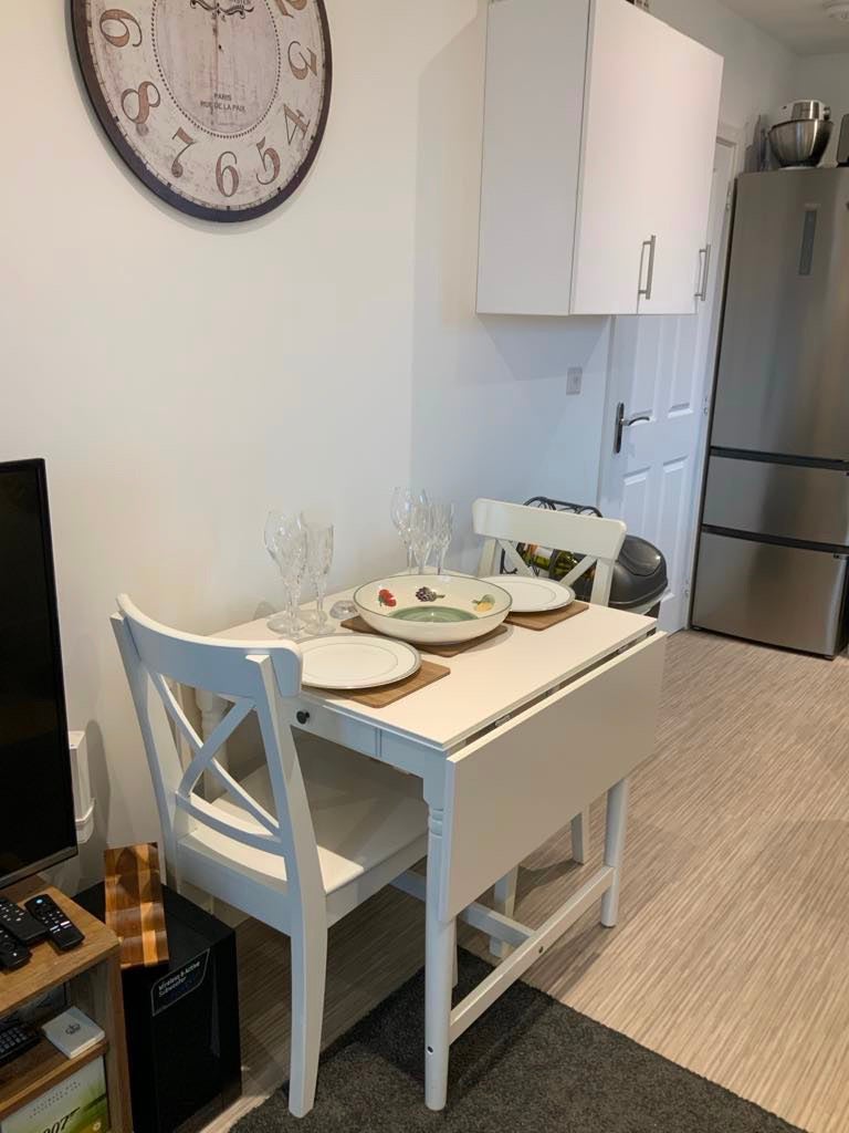 Flat Ffordd y Dociau in Barry