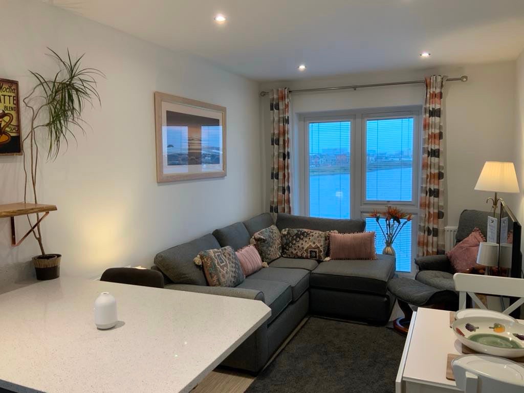 Flat Ffordd y Dociau in Barry