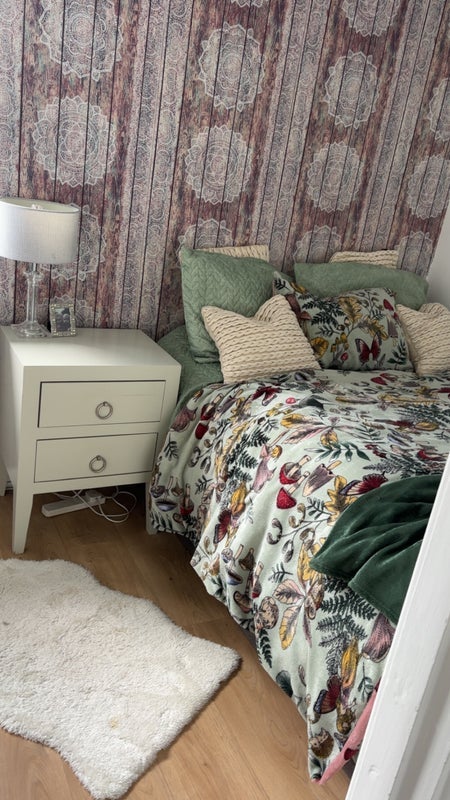 Room Deansway in Leeds