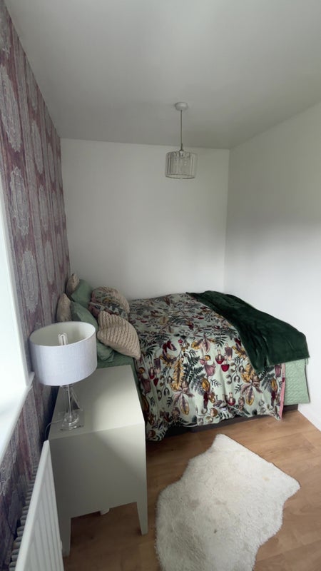Room Deansway in Leeds
