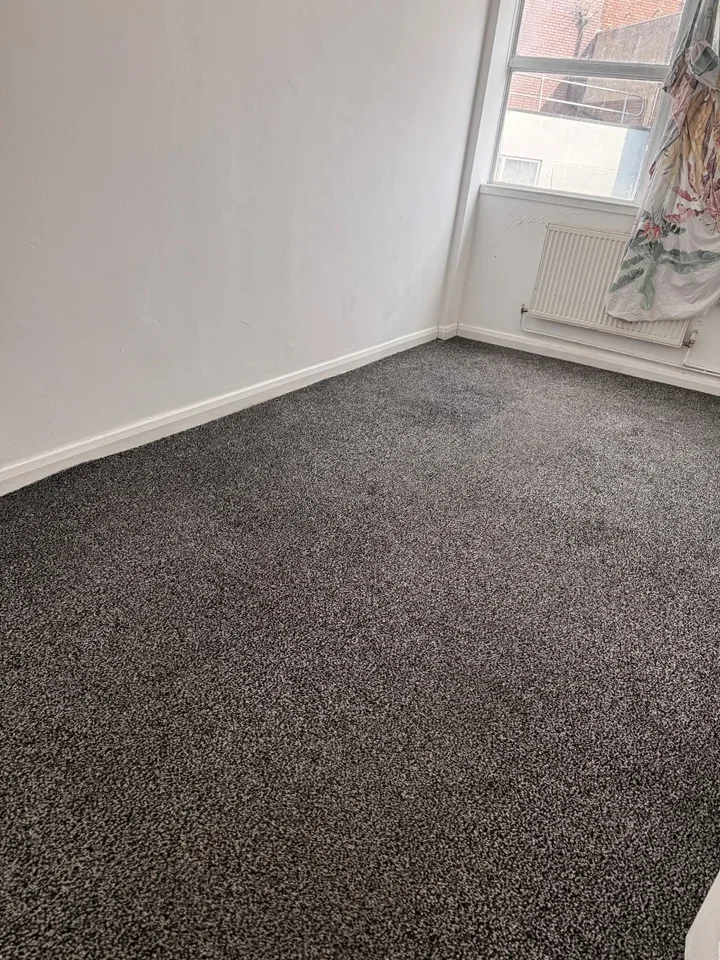 Flat Stuart Street in Luton