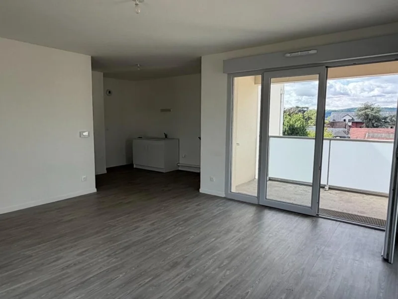 Appartement Rue Serge Vezier à Saint-Aubin-lès-Elbeuf