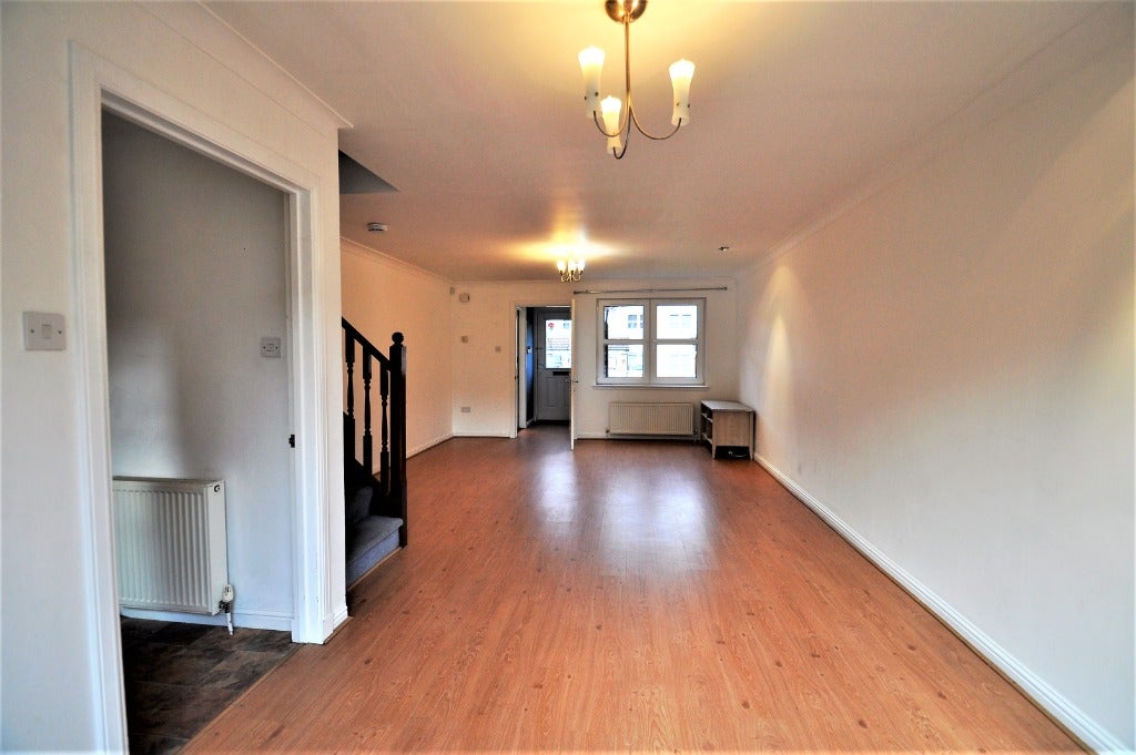 Flat Fernieside Place in City of Edinburgh