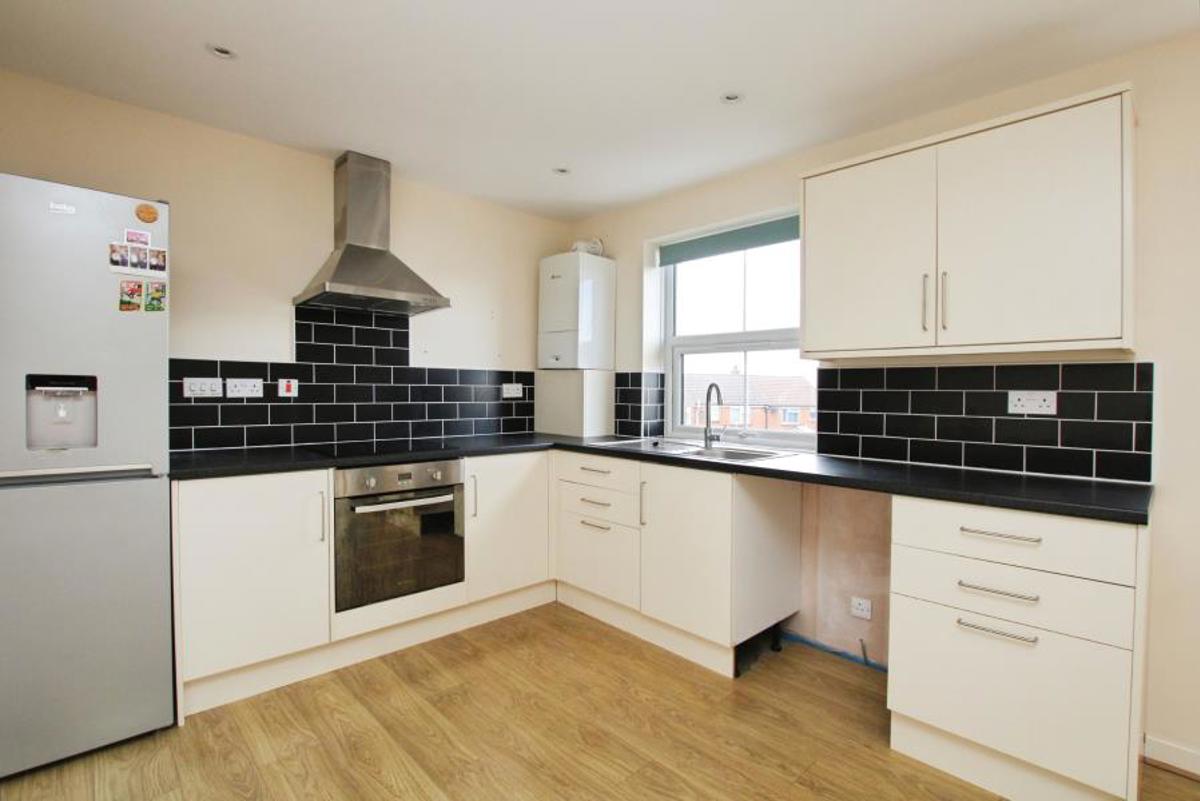 Flat Sturmy Close in Bristol
