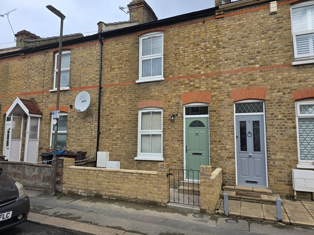 House Queens Road in Greater London