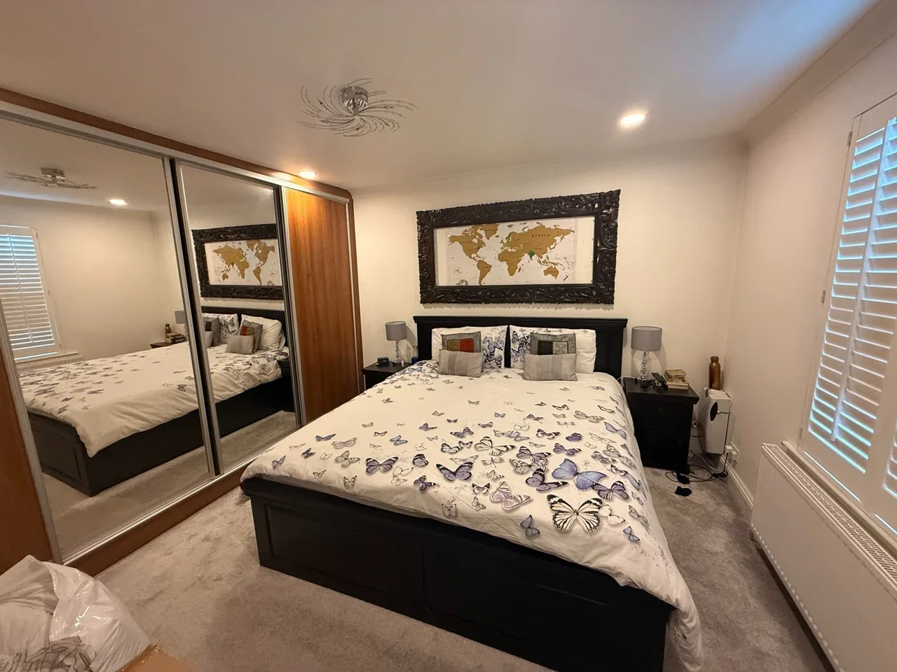 Room Cross Lances Road in Greater London