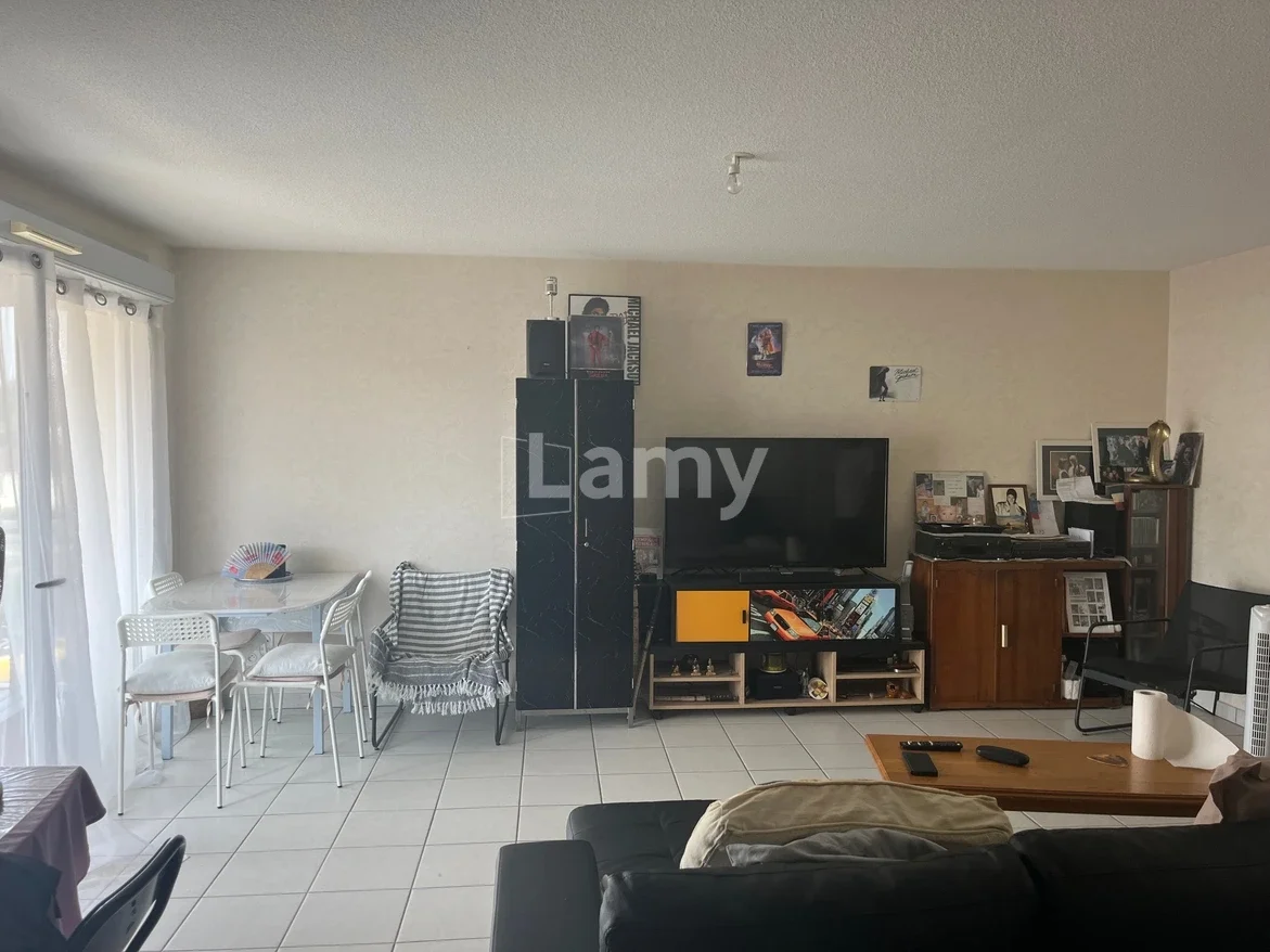 Flat Rue Bernard Clavel in Lons-le-Saunier