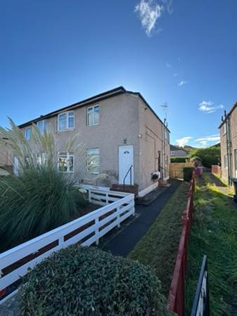 Flat Castlemilk Road in Glasgow