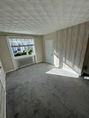 Flat Castlemilk Road in Glasgow