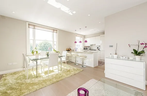 Flat Lower Addison Gardens in Greater London