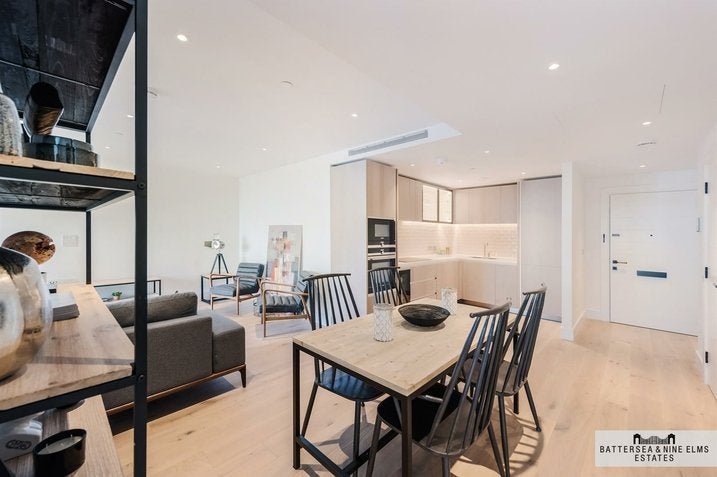Flat Palmer Road in Greater London