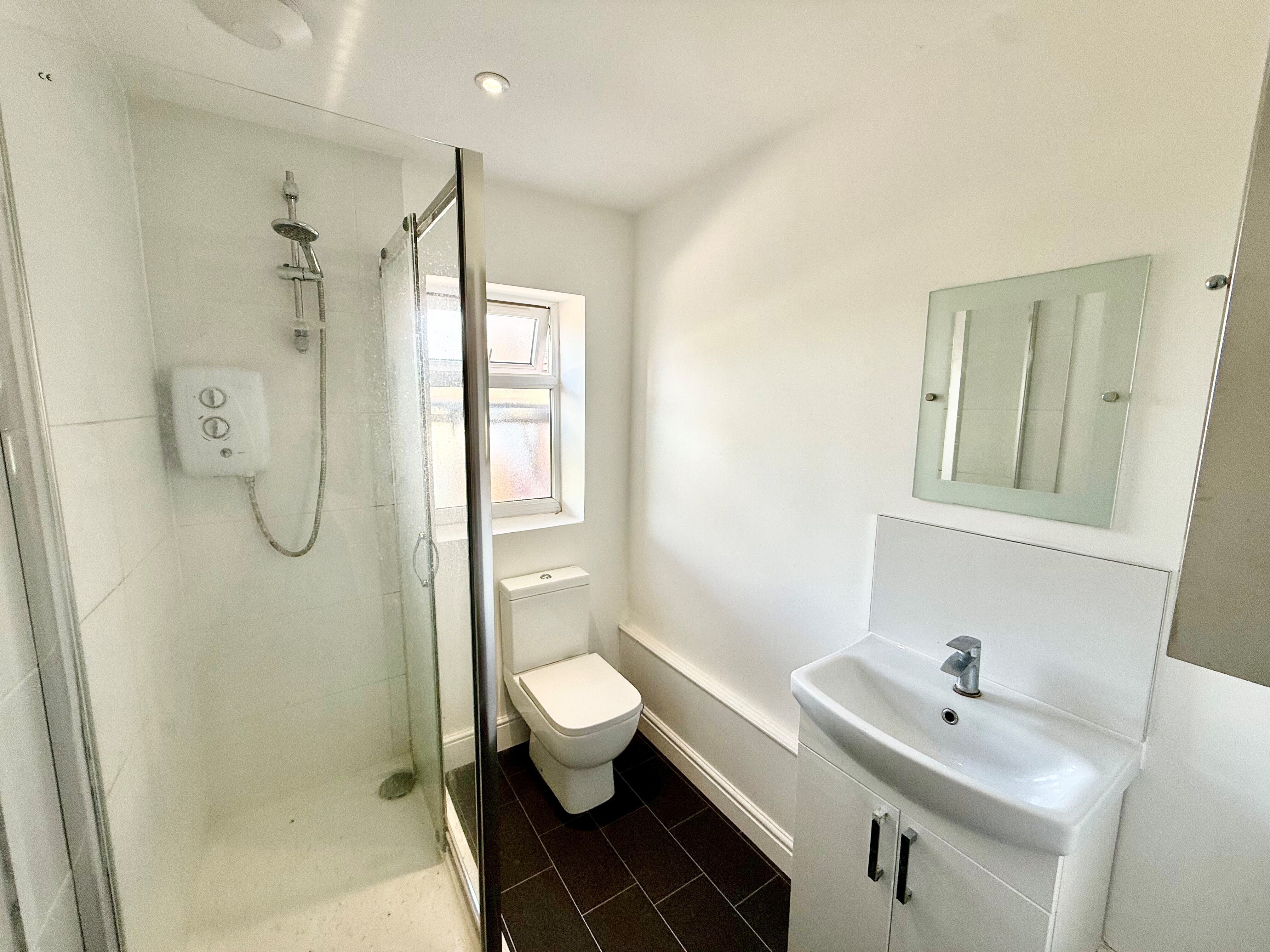 Flat Stapleford Lane in Nottingham