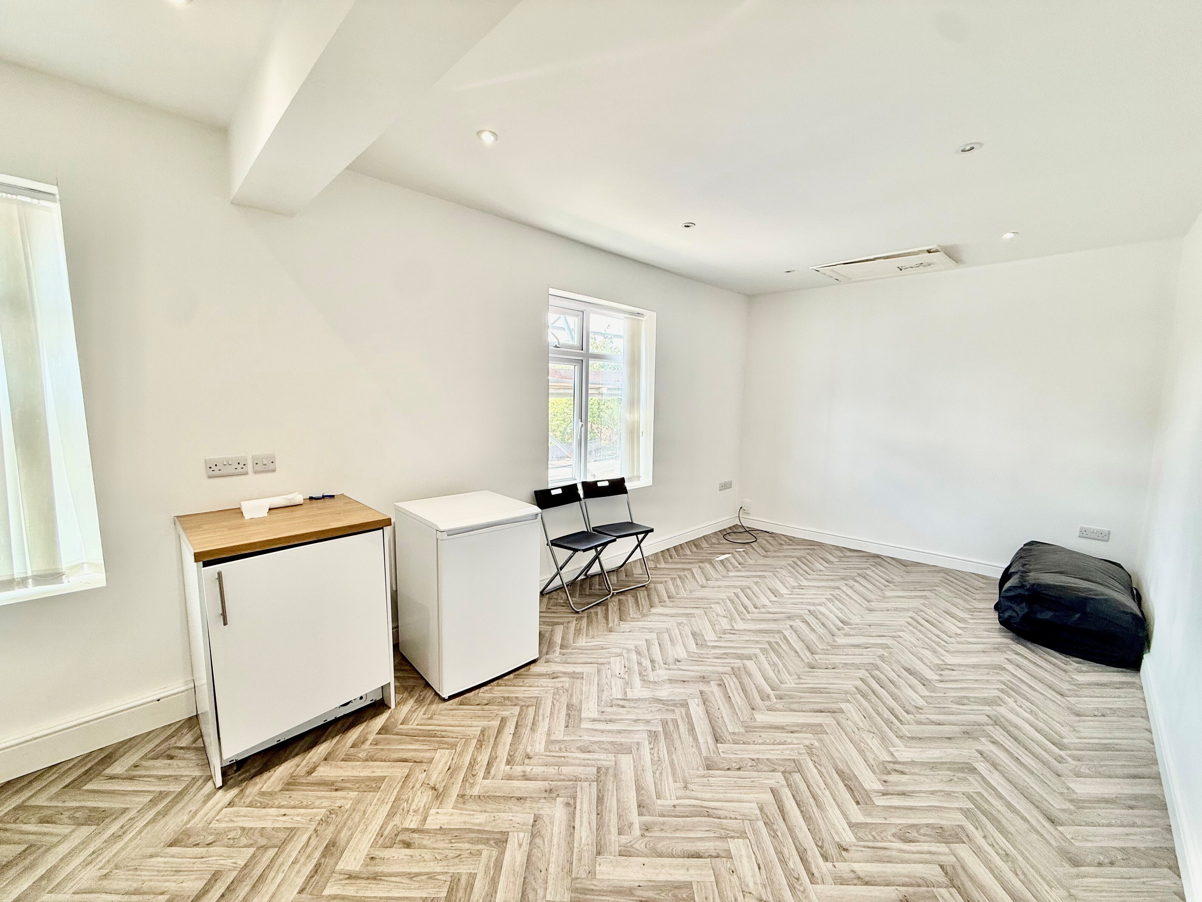 Flat Stapleford Lane in Nottingham