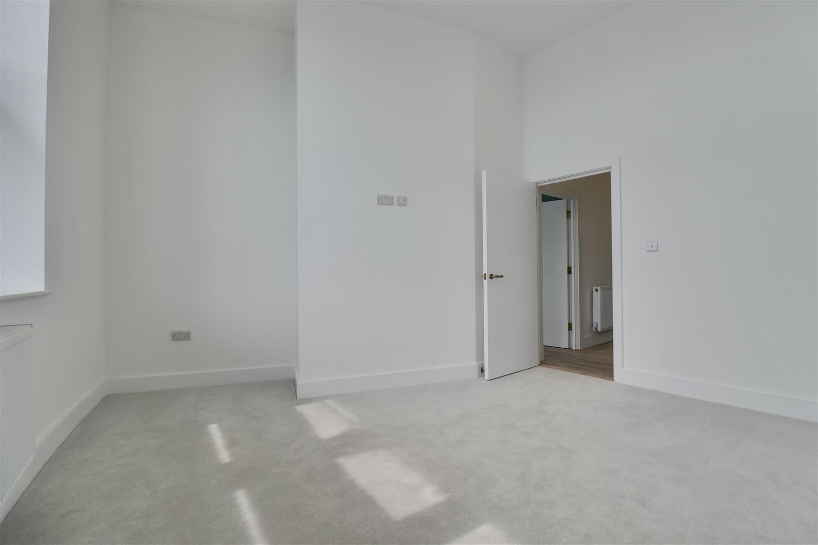 Flat Palmerston Road in Portsmouth