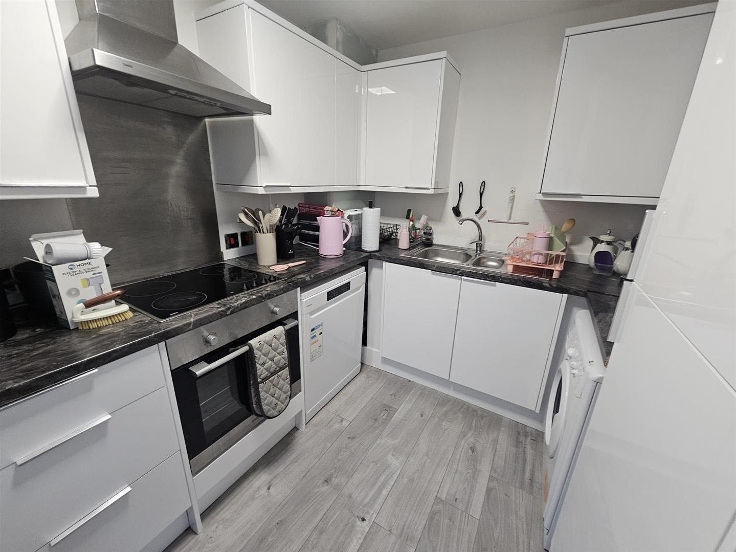 Flat Weekday Cross in Nottingham