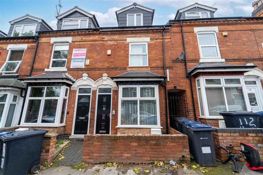 Flat Hubert Road in Birmingham