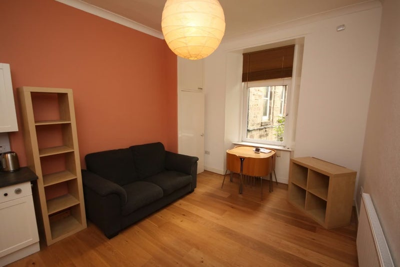 Room Dalry Gait in City of Edinburgh