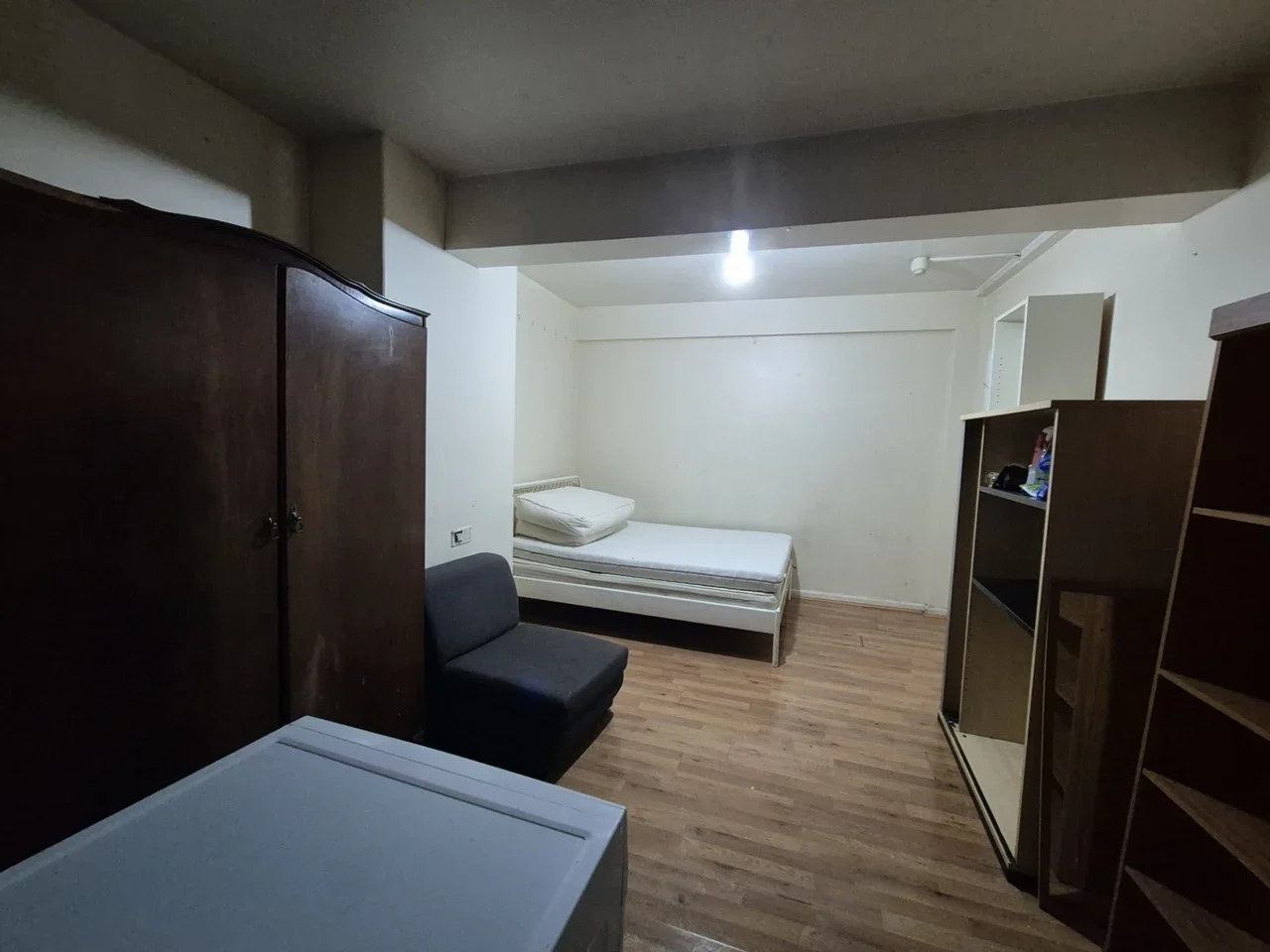 Room Bordars Road in Greater London