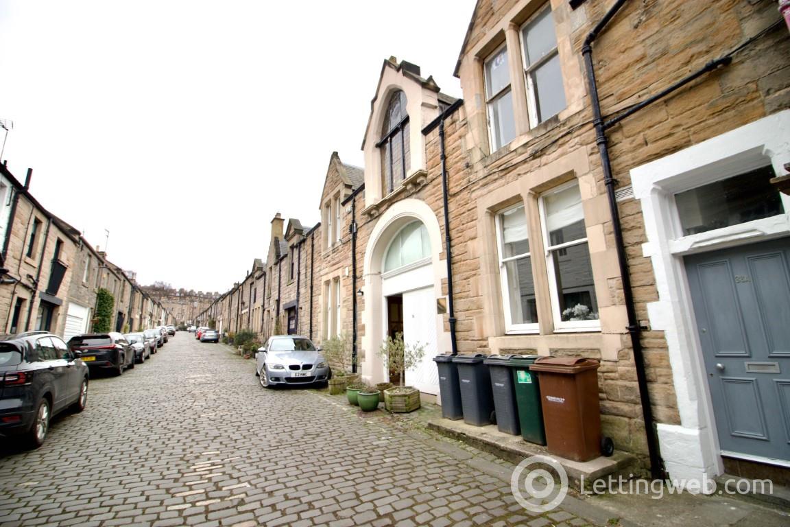 Flat Dean Park Mews in City of Edinburgh