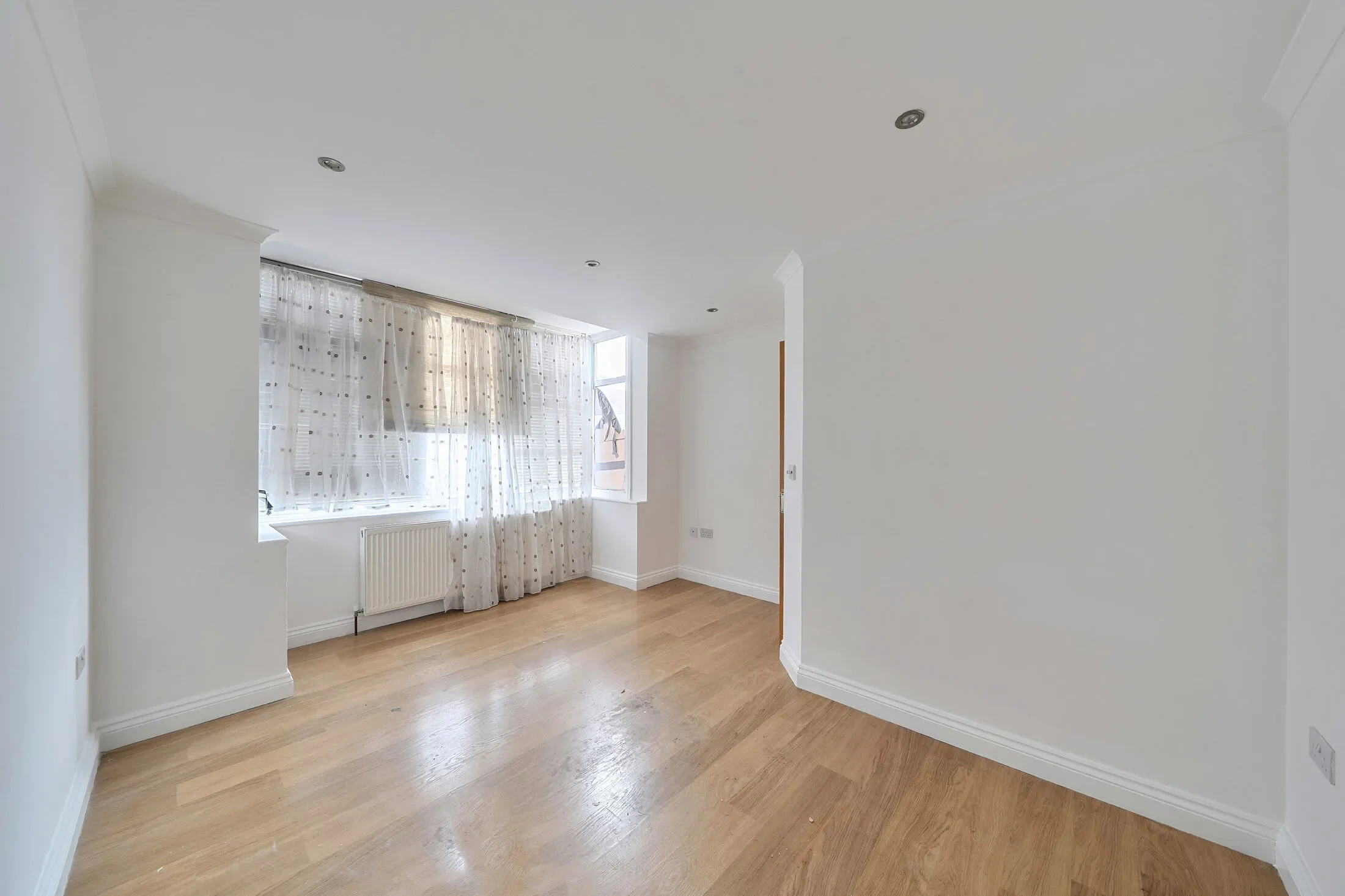Flat Dartmouth Road in Greater London