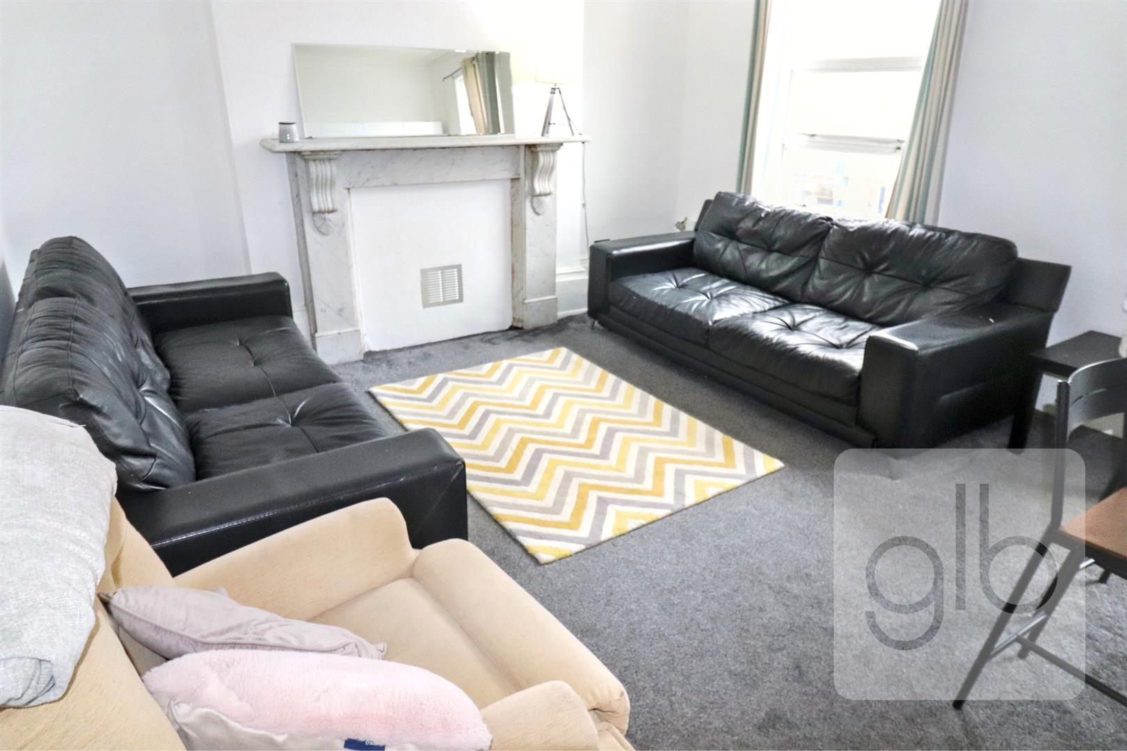 Flat Warwick Street in Royal Leamington Spa