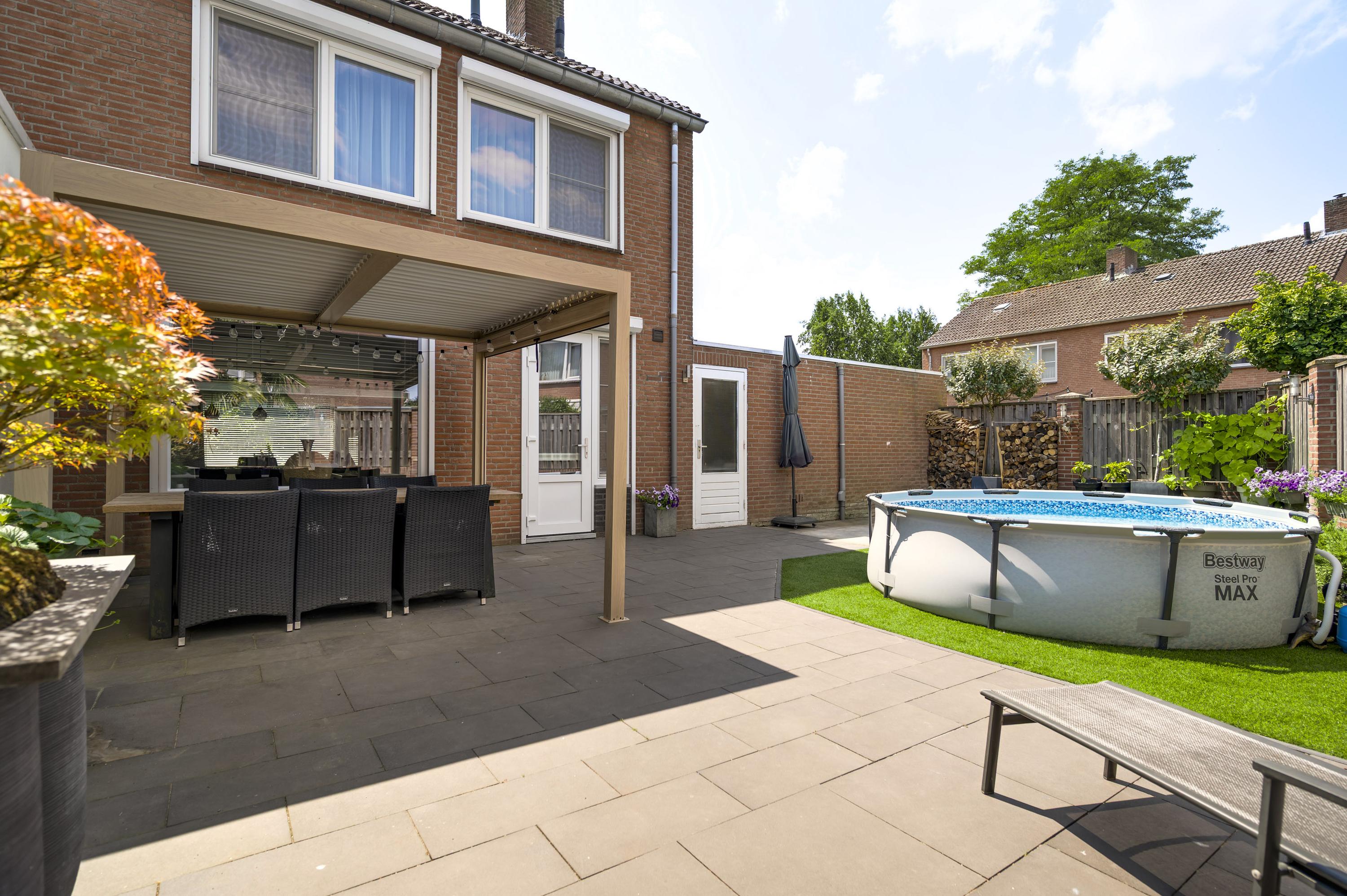 Hoekwoning te koop: Houthemerweg 12, Heel