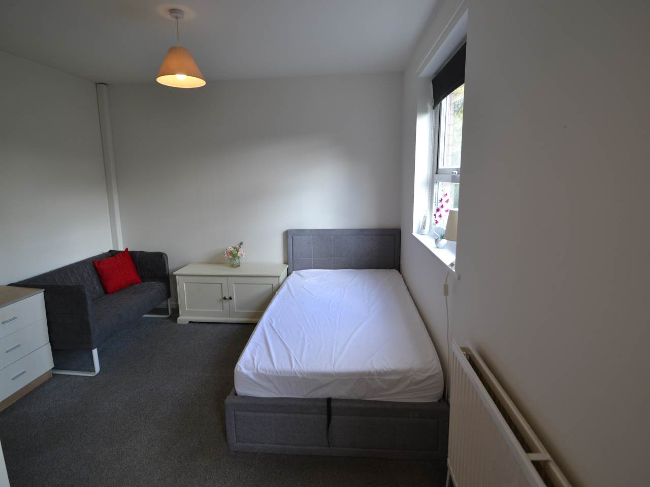 Room Dudmaston in Priorslee Village