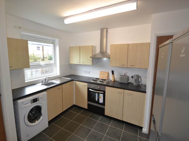 Room Dudmaston in Priorslee Village