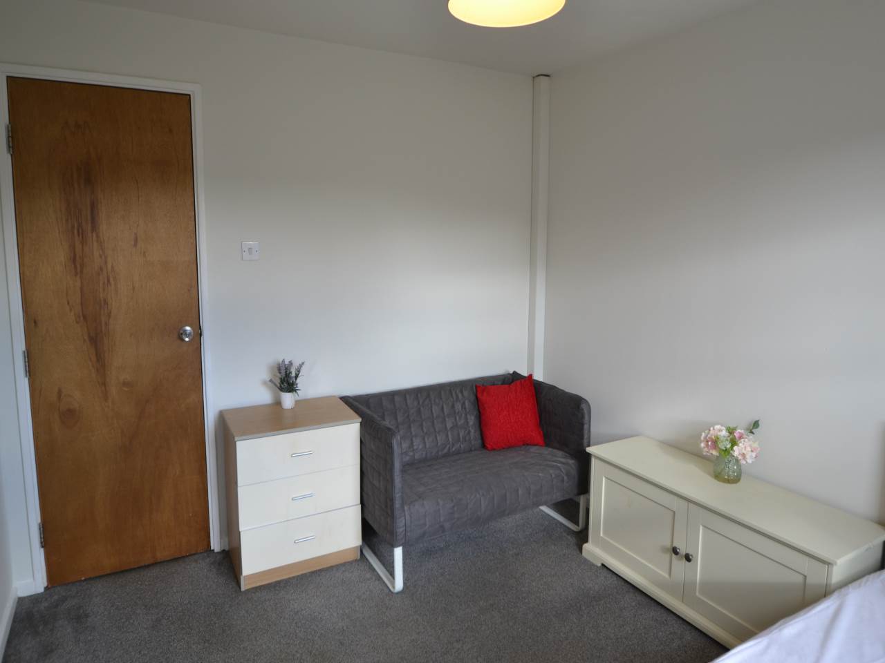 Room Dudmaston in Priorslee Village