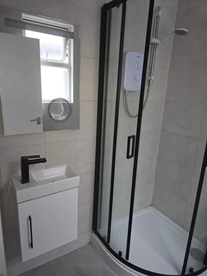 Flat Belsize Park Gardens in Greater London