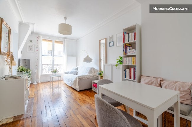 Appartement Rue Cyrano de Bergerac à Paris