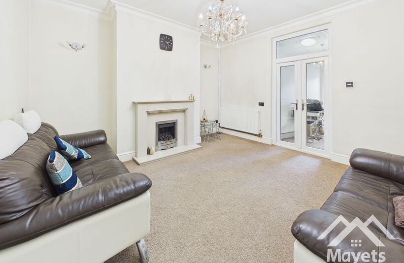 House Shear Brow in Blackburn