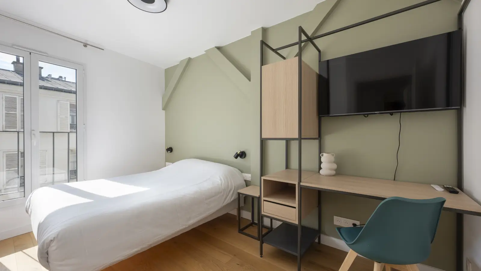 Room Rue Marcadet in Paris