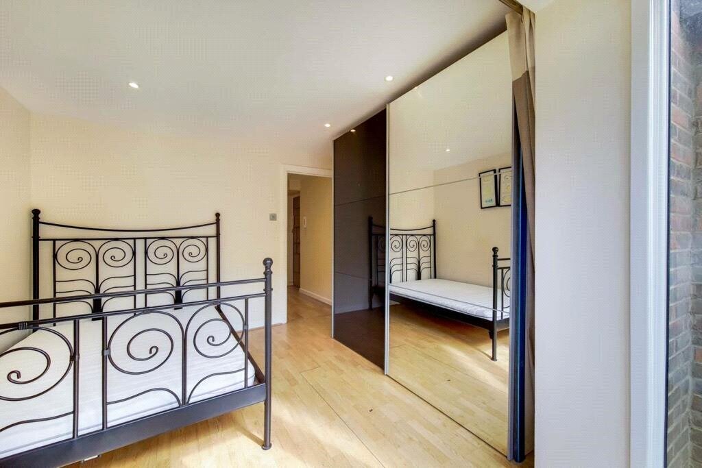 Flat Ironmongers Place in Greater London