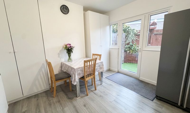 House Hind Crescent in Greater London