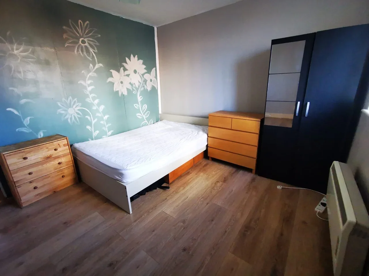 Room Westminster Bridge Road in Greater London