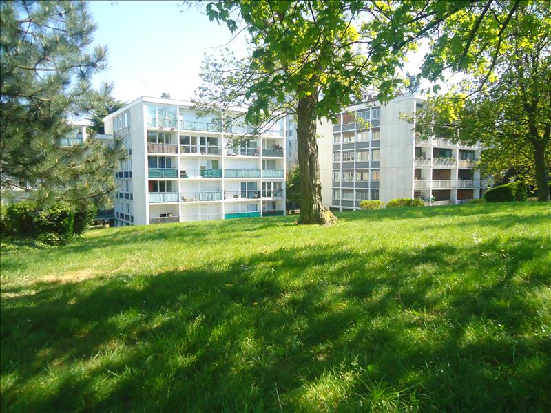 Flat Boulevard du Général de Gaulle in Sarcelles